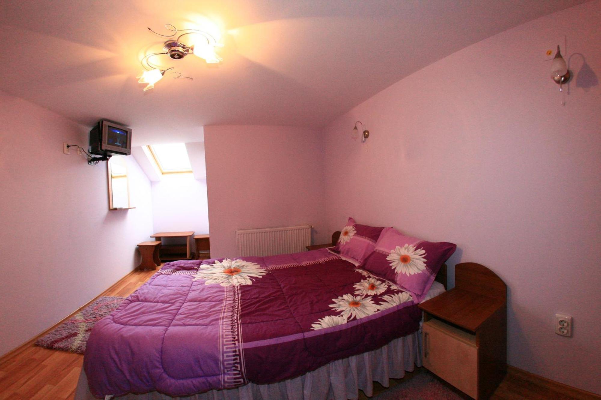 Pensiunea Valea Ursului Campulung Room photo